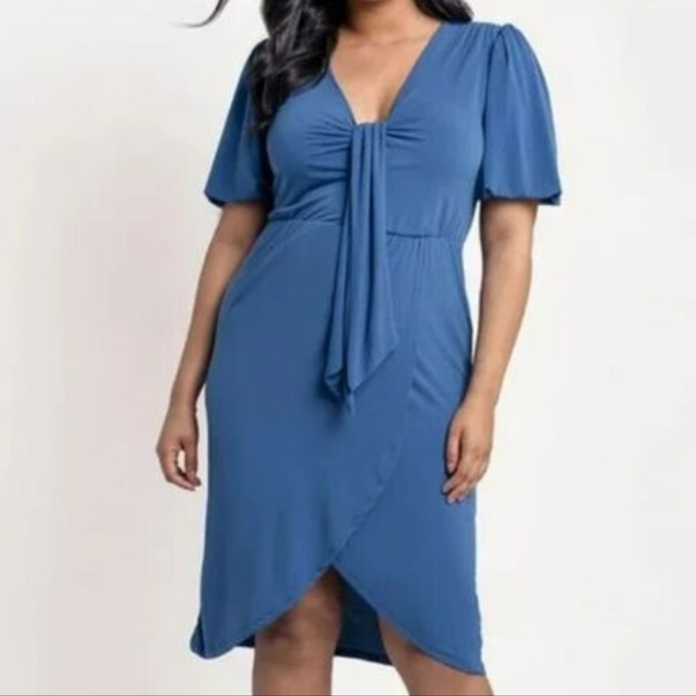 Eloquii Dress Tie Front V-Neck Short Sleeve Tulip Hem Blue Size 18